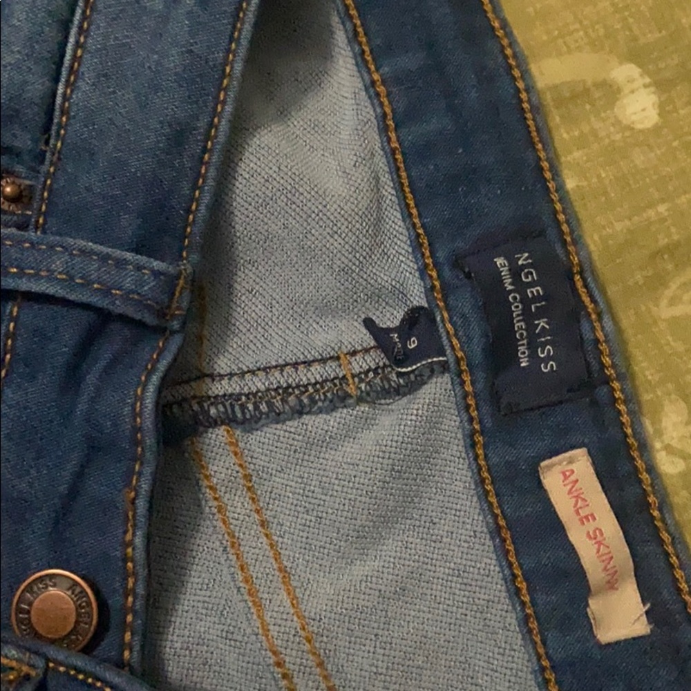 Jeans - Picture 3 of 3